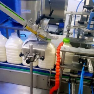 Milk pet bottle filling capping machine