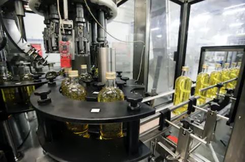 Glass Bottle Olive Oil Filling and Capping Machine Tetripak Machine (1)
